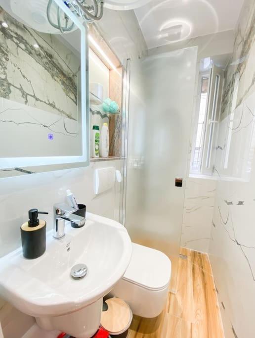 Appartement Center 14 - Way Tirana